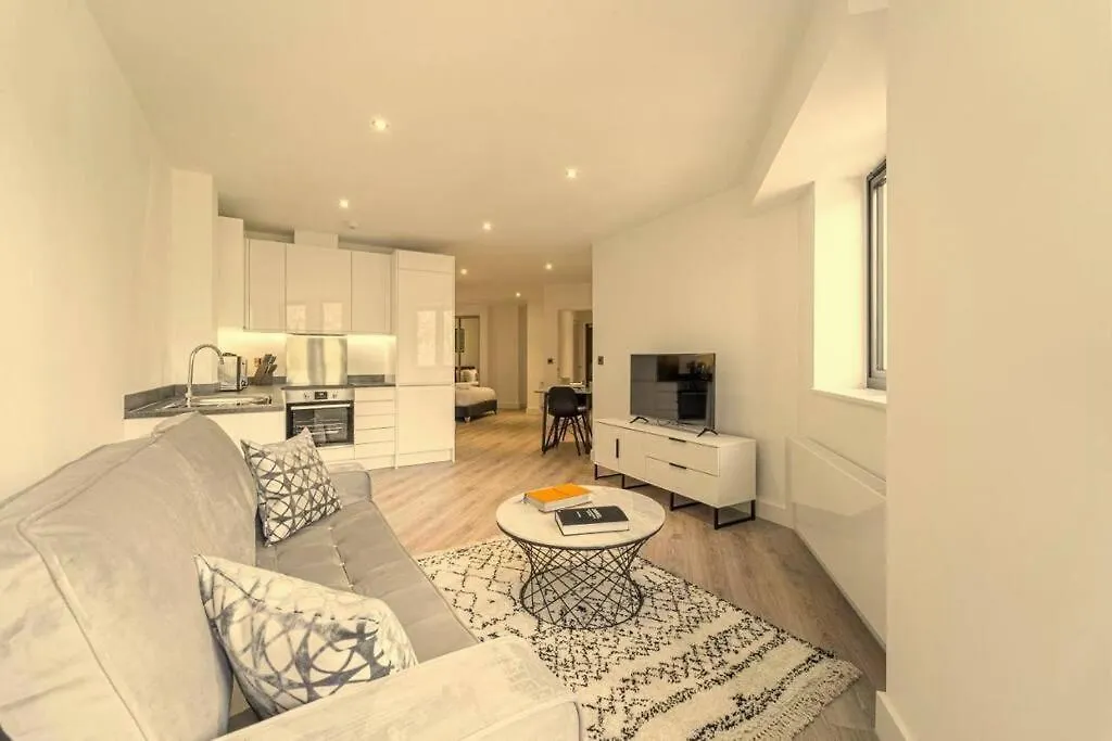 Stylish Studio Apartment Solihull